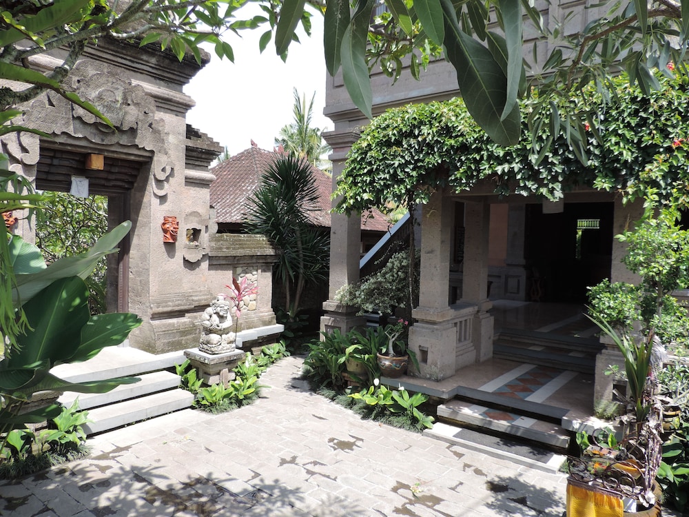 Hotel Nick's Hidden Cottages - Image 1