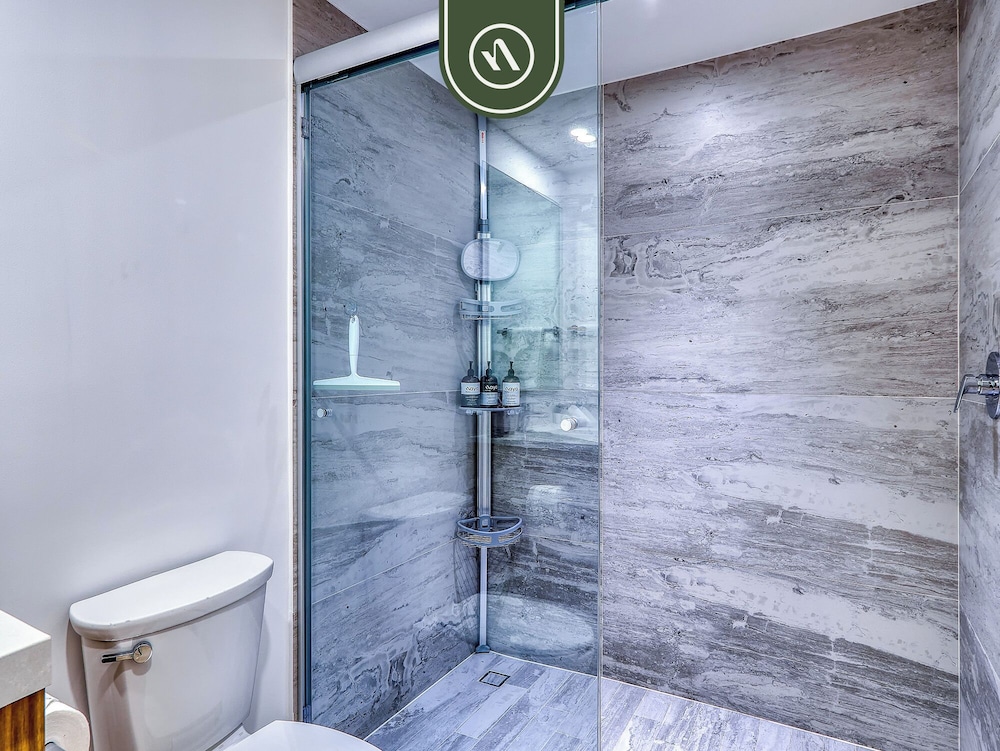 Harbor 171 by Naya Homes