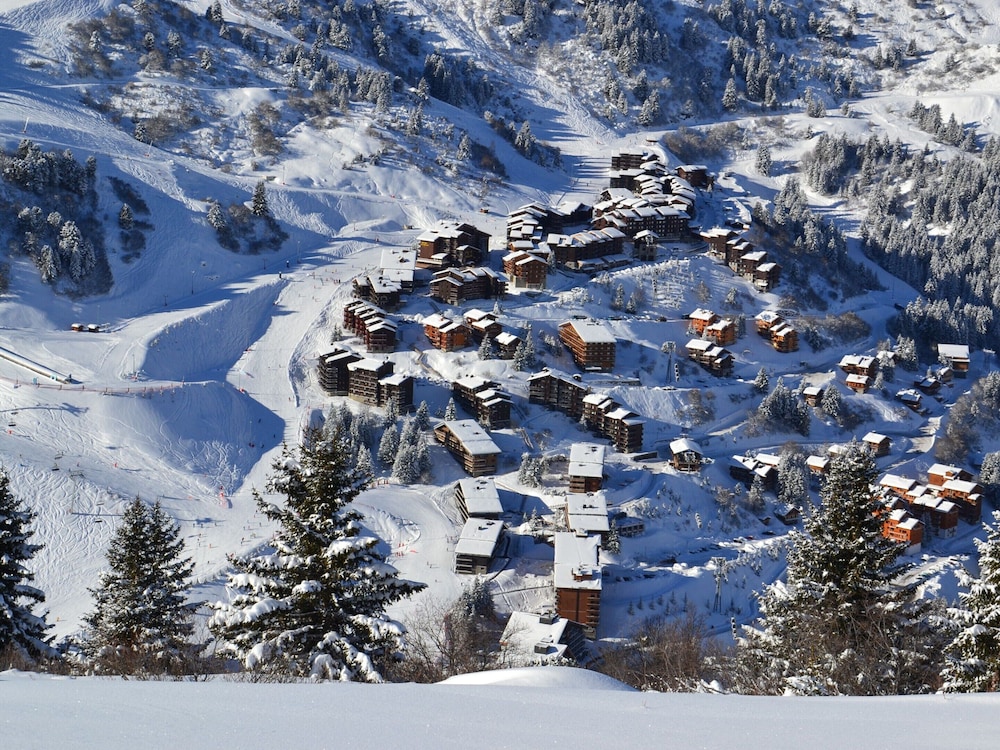 Les Allues Vacations - Majestic Apartment in Meribel-mottaret Close to Skiing - Property Image 9