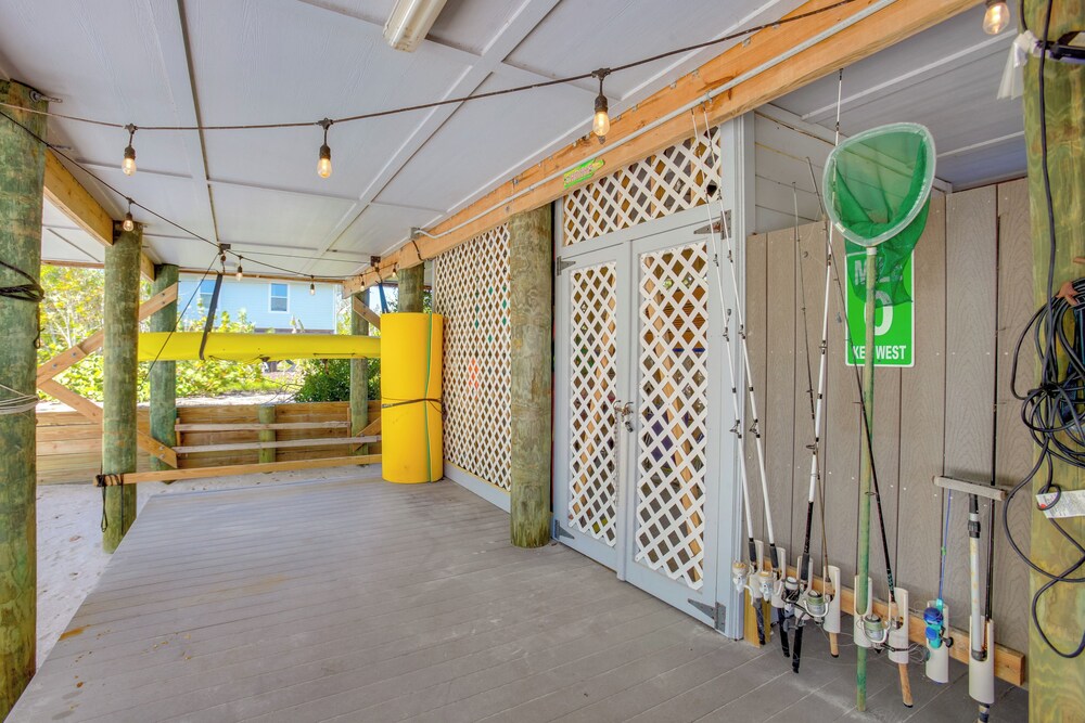 Little Gasparilla Island Escape w/ 2 Decks!