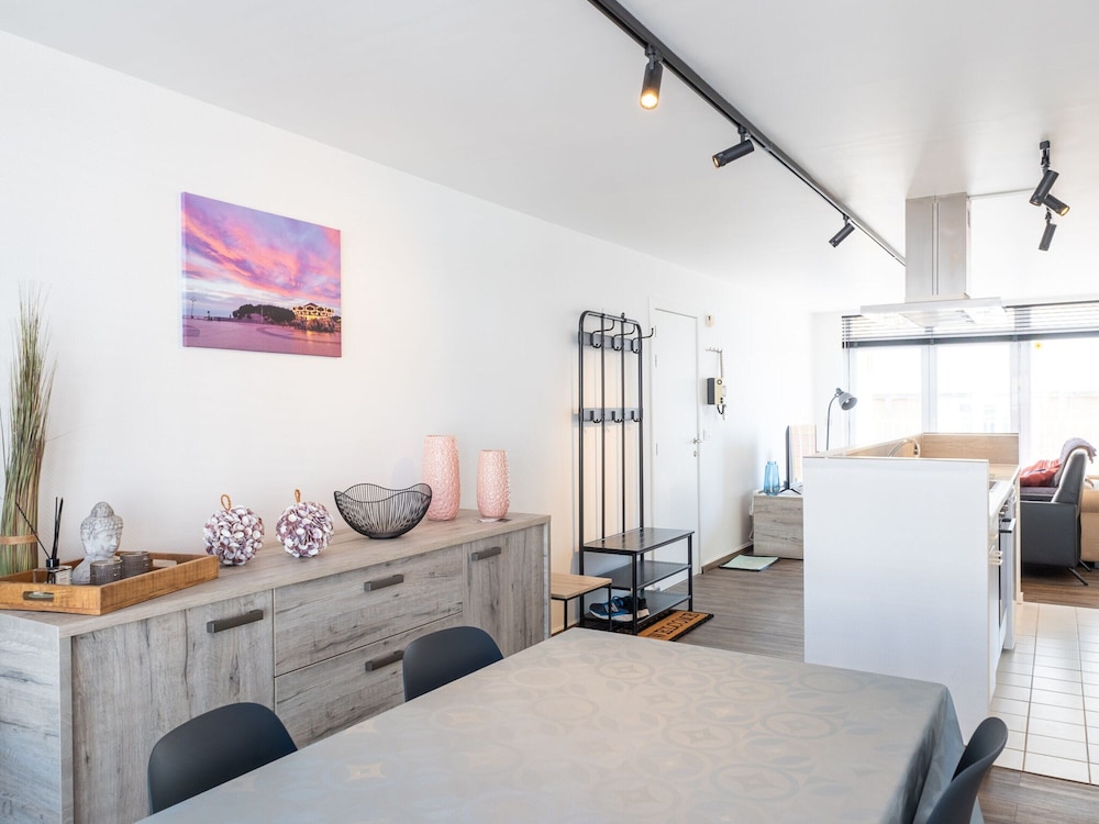 Pleasant Apartment With Sunny Terrace