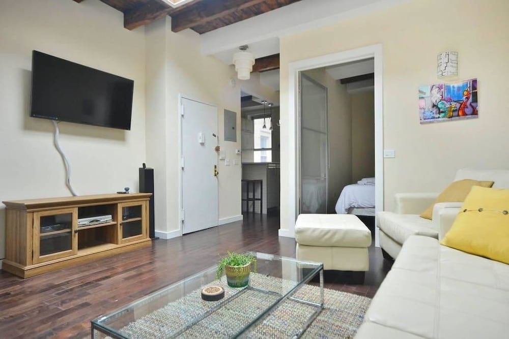 NY001 3 Bedroom Apartment By Senstay