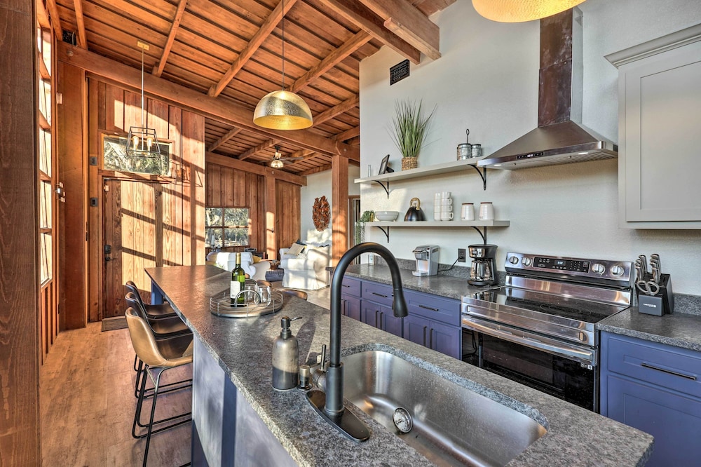 Renovated Fort White Retreat w/ River Access! - Property Image 23