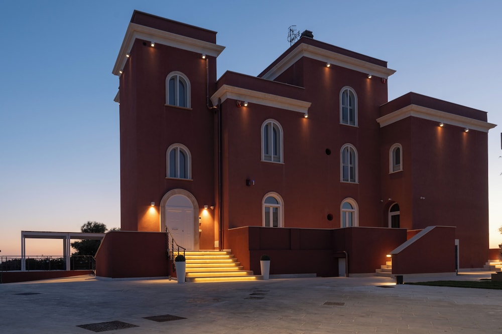 Villa Giada Luxury Boutique Hotel