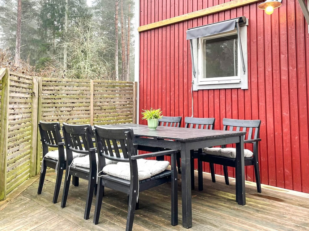 6 Person Holiday Home in Monsteras