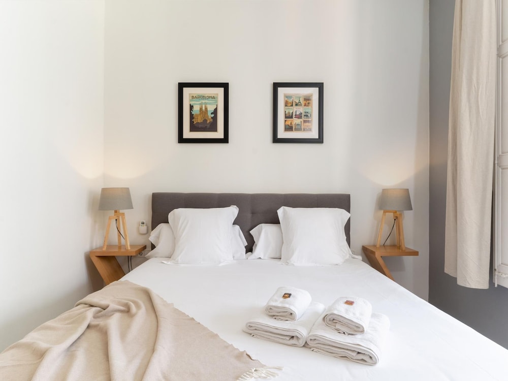 Esplendido Apto de 3 Habitaciones con Terraza
