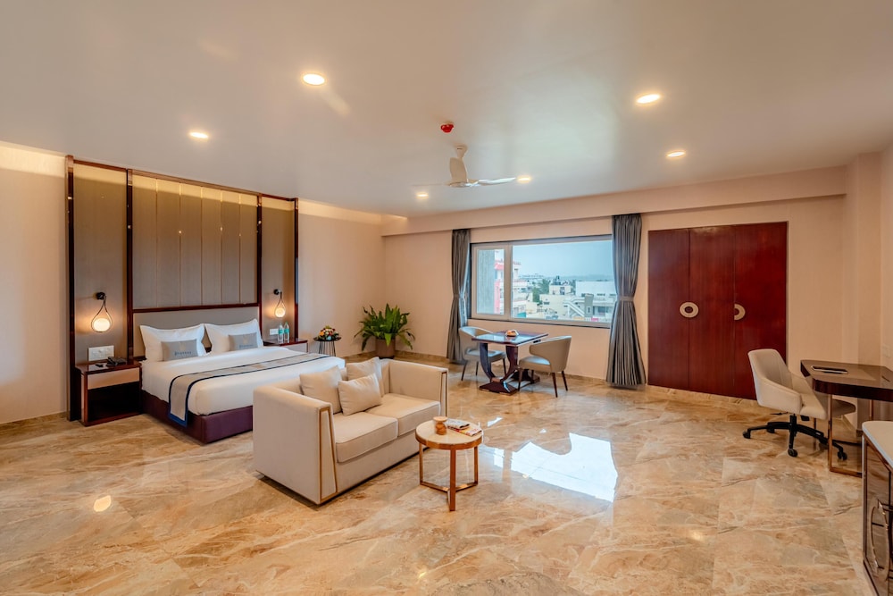 Pravasa Hotel Vijayapura