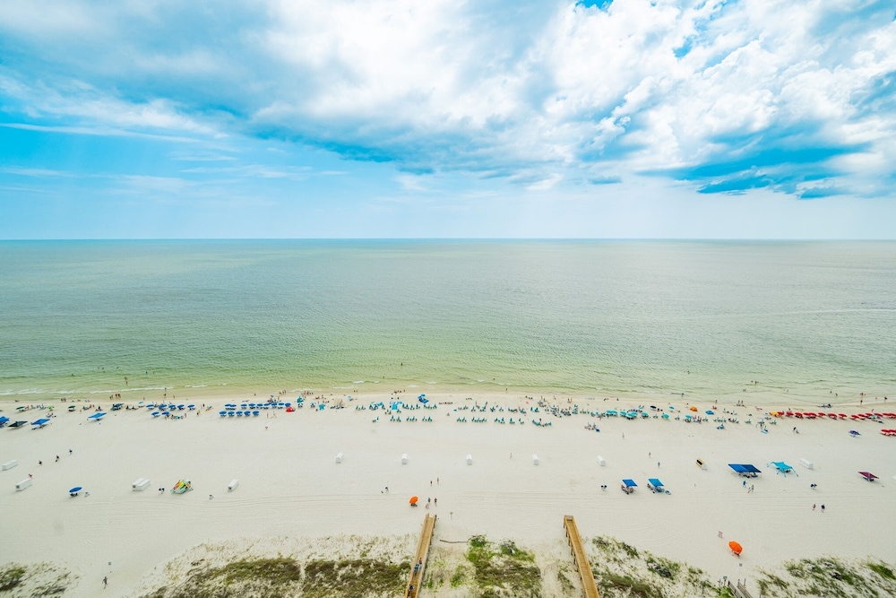 Phoenix Gulf Shores Ii 1902 3 Bedroom Condo