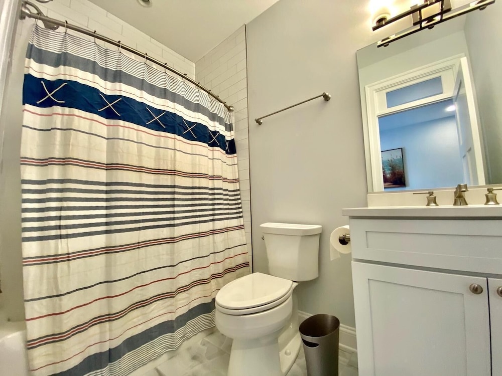 Scarborough Avenue 303