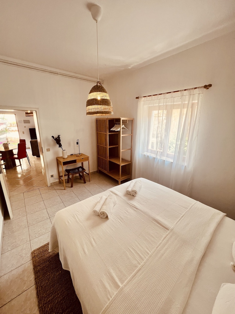 Apartment Wood Street and India view 4