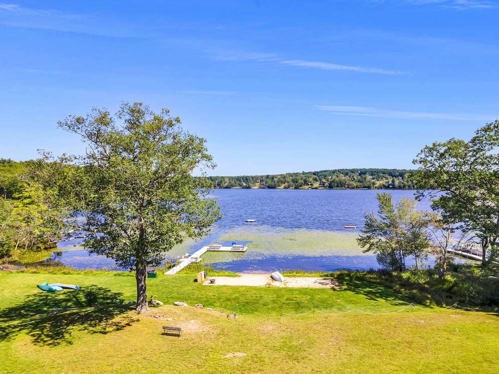 2 Lake Cabins Pool+hottub Game Room 23acs