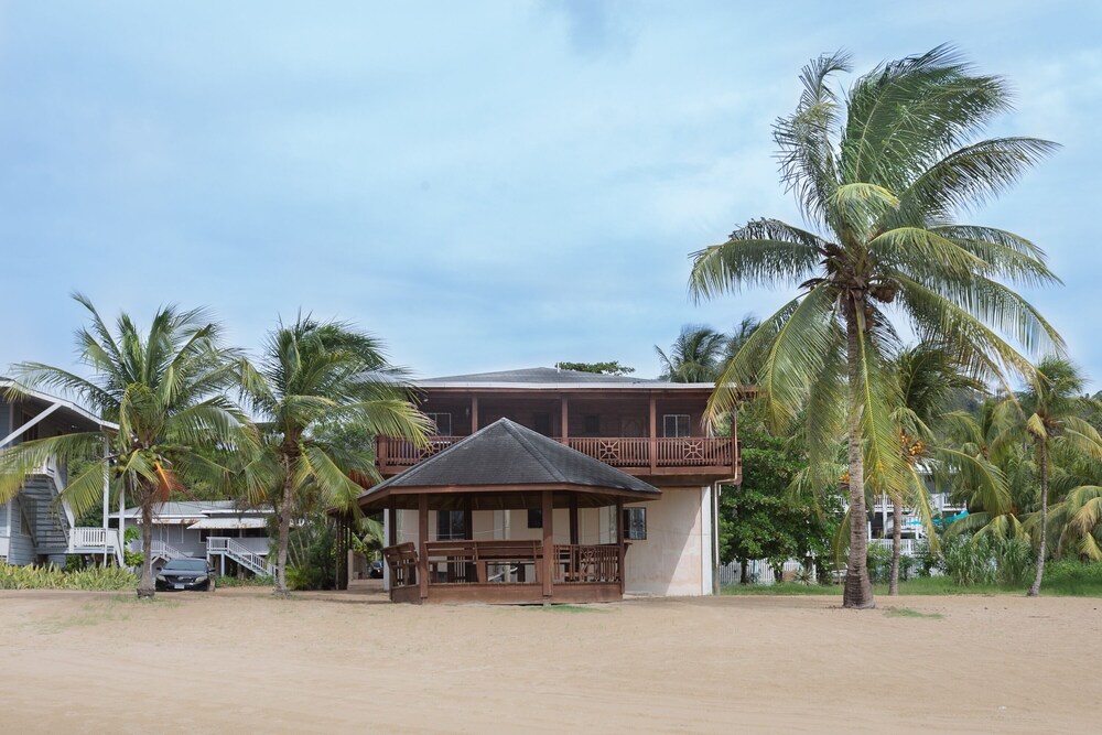 Roatan Ocean View - Ground Floor 2 Bedroom Apts