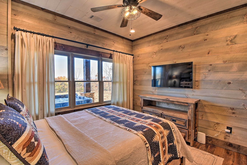 Luxurious Mountain Getaway w/ Game Room + Hot Tub! view 4