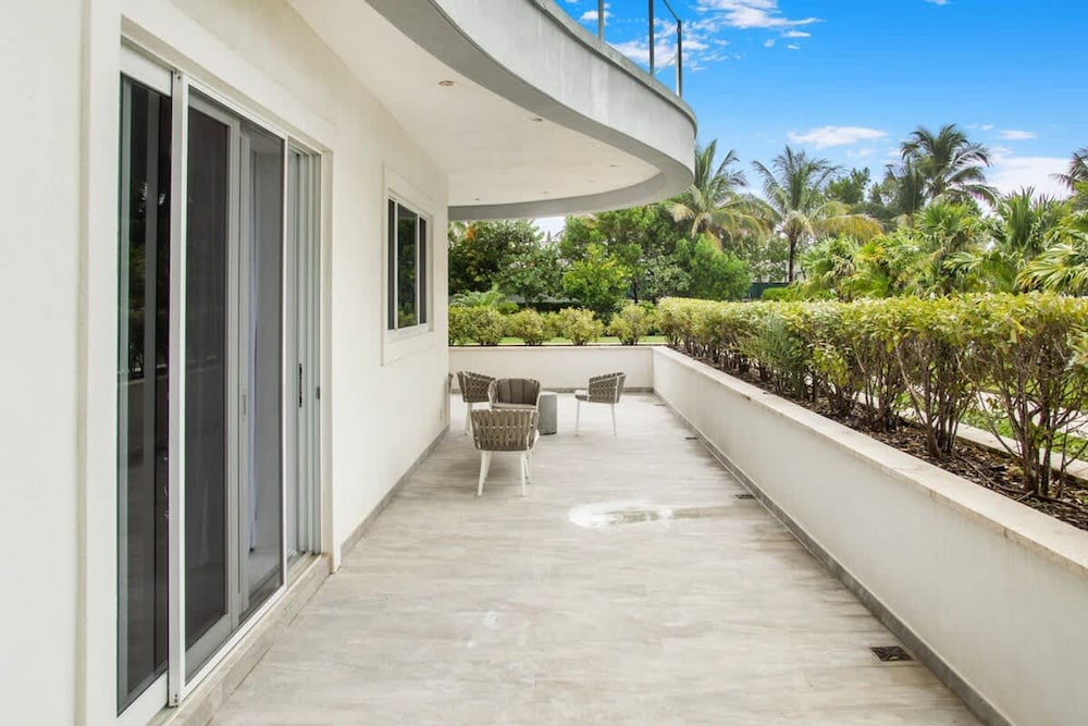 Garden Villa Condo at ONE Cable Beach