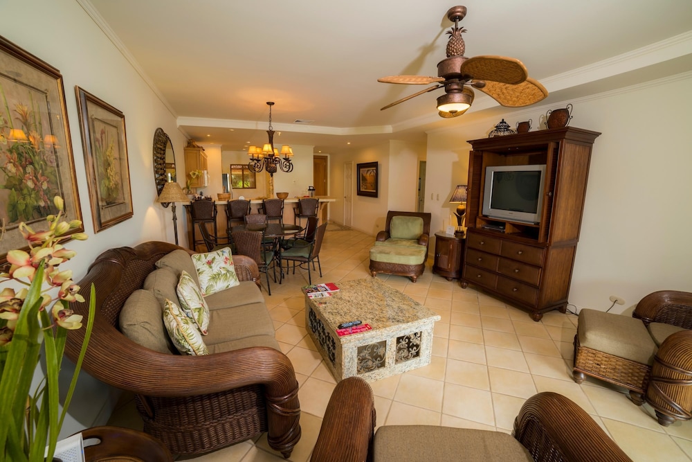 Del Mar 3N - 3 bdr 2 Bath view 5