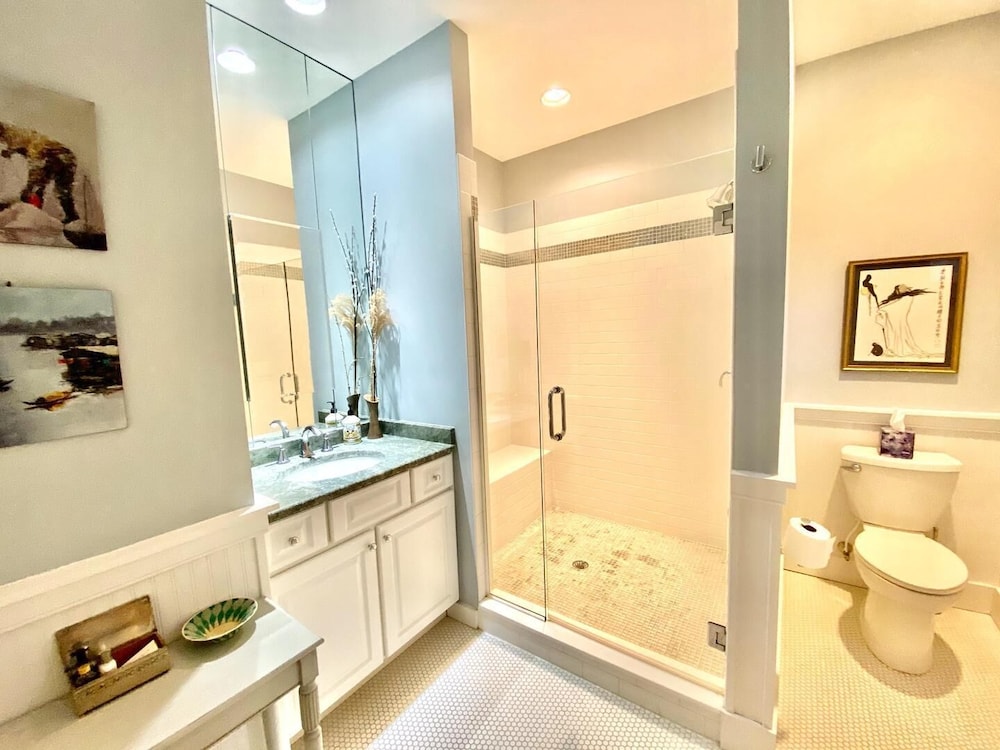 Bayard Avenue 404