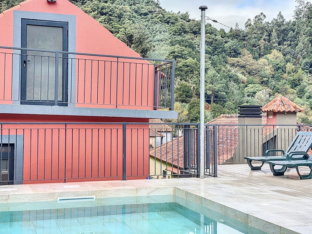 Avo Maria House 2 by Atlantic Holiday