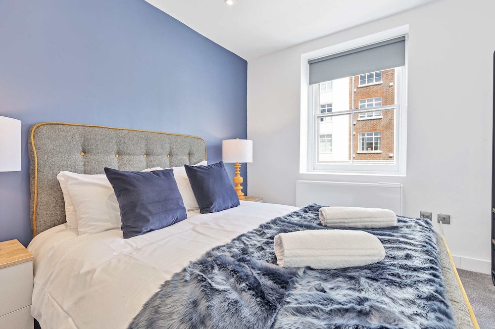 Right On : Bright On Apartment 1F | By My Getaways view 3