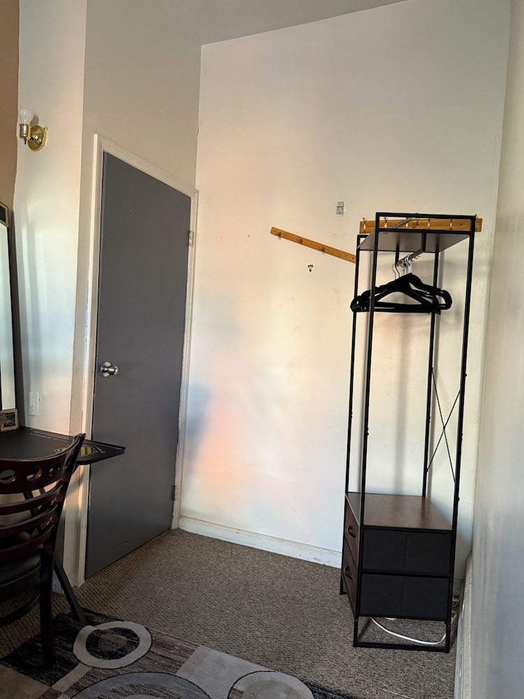 The Macaw Guesthouse