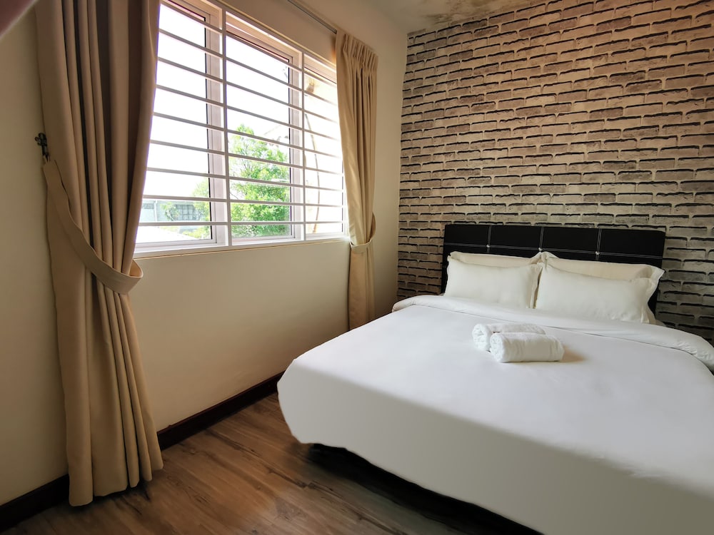 Natol Homestay - Paris BDC