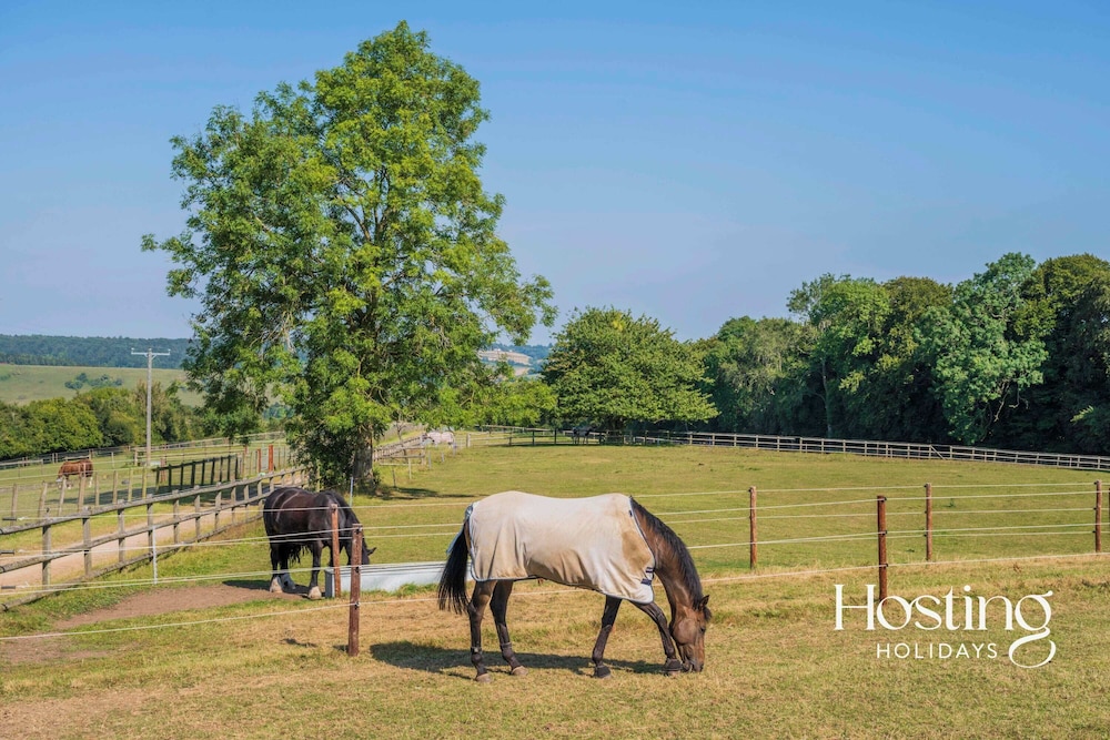 Walkers Lodge In The Heart Of The Chilterns With Incredible Views