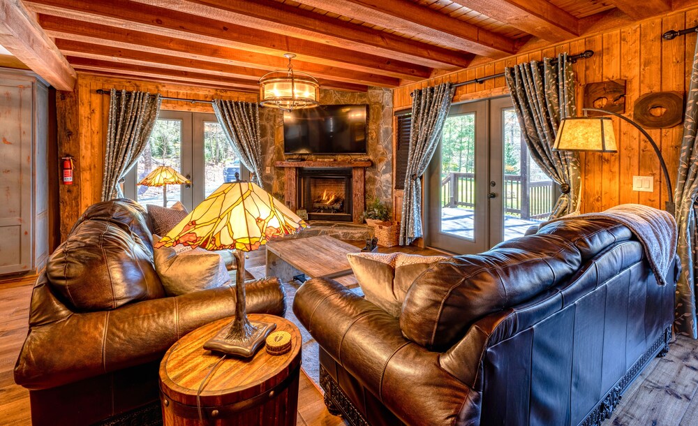 stayNantahala - Smoky Mountain Cabins