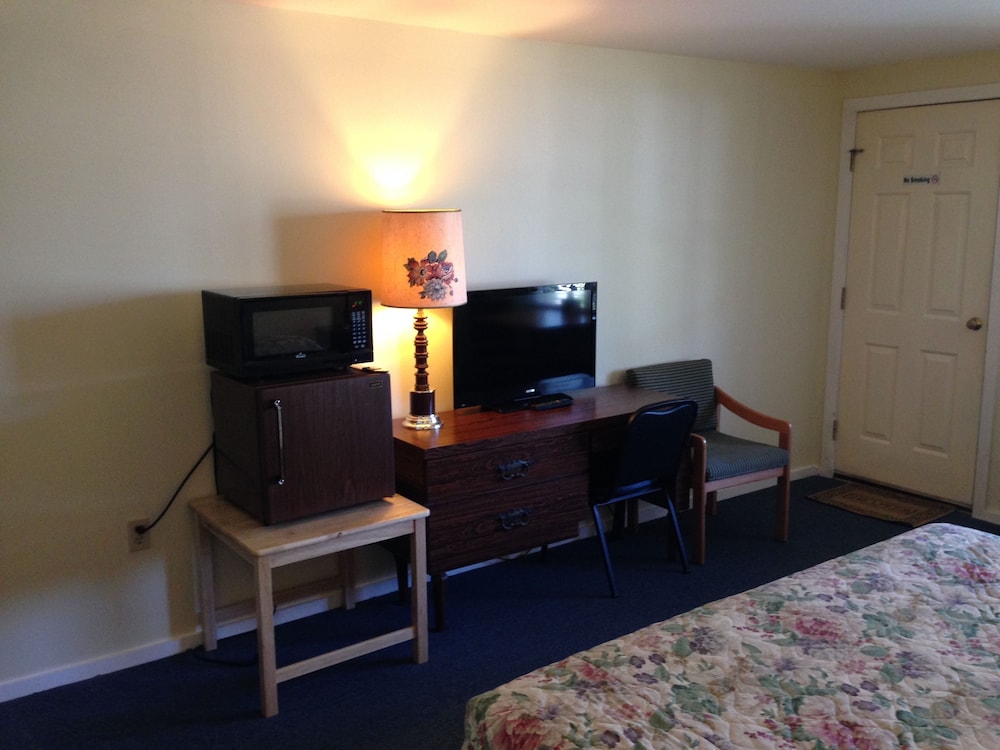 Marvin Gardens Motel