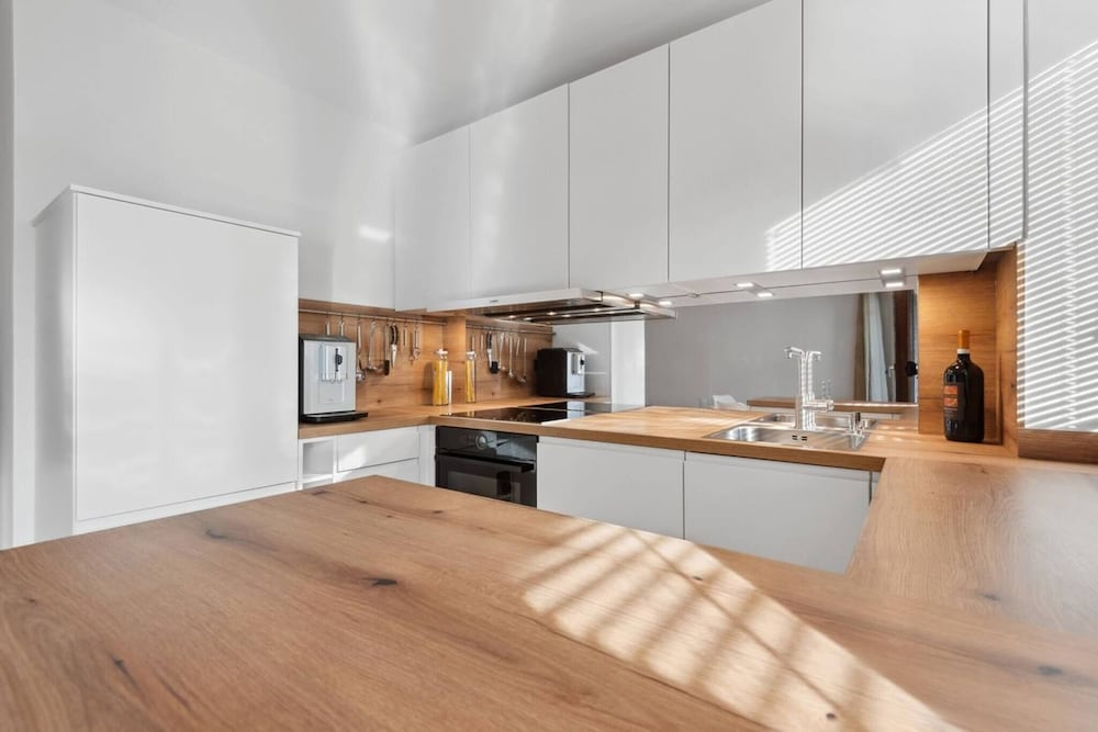 Exclusive Ludenberg Living in Stunning Area
