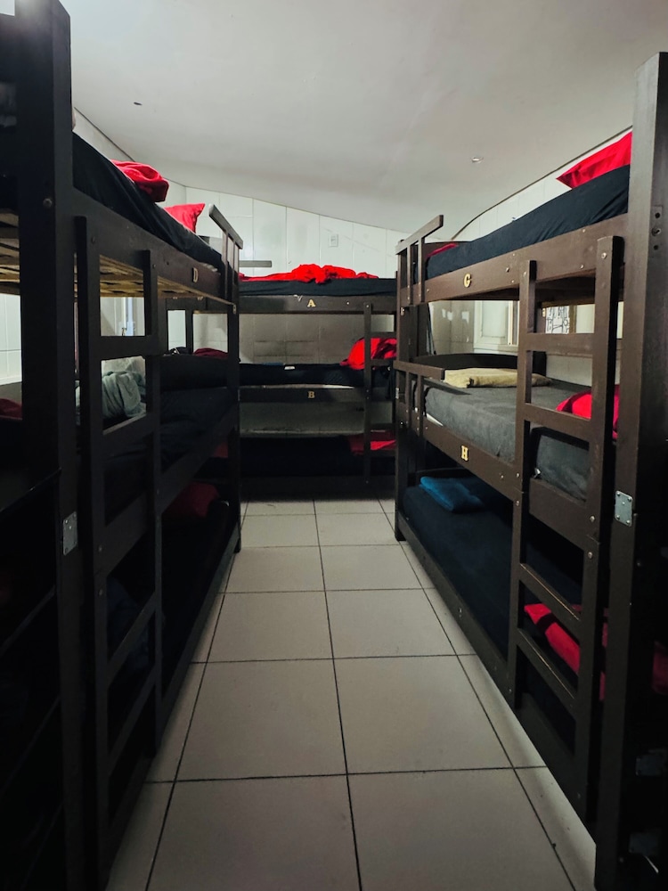 Youkoso Hostel Floripa