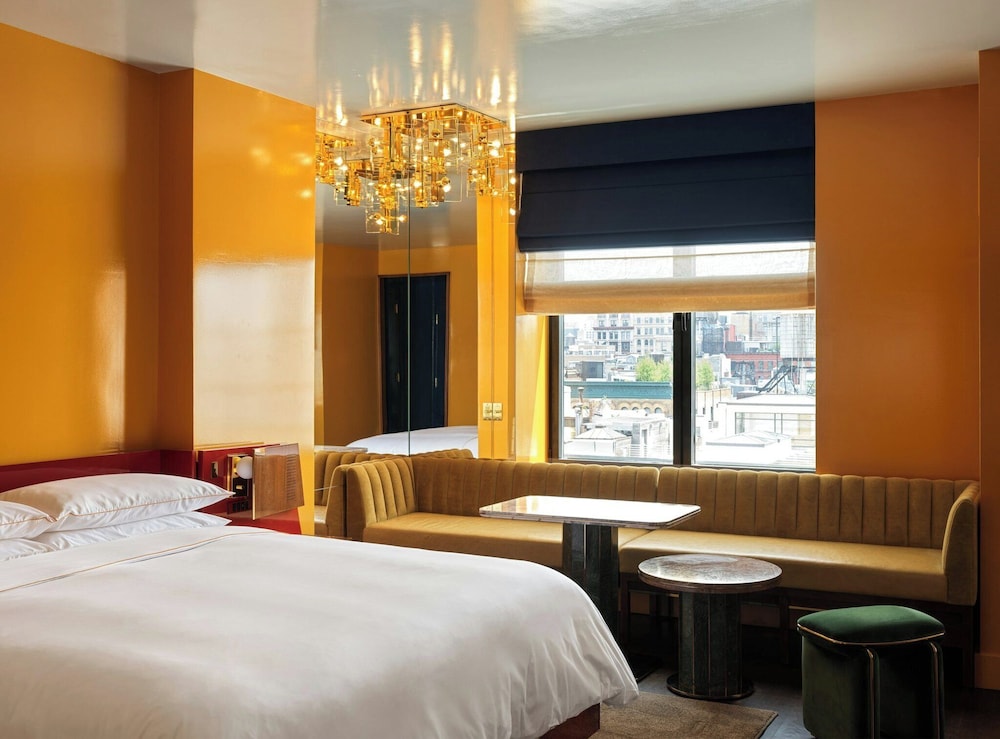 The Manner in the Unbound Collection by Hyatt-4
