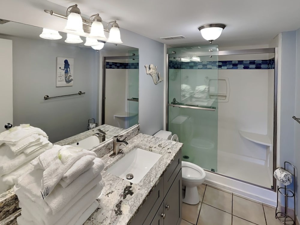 Sea Oats #309 by Southern Vacation Rentals