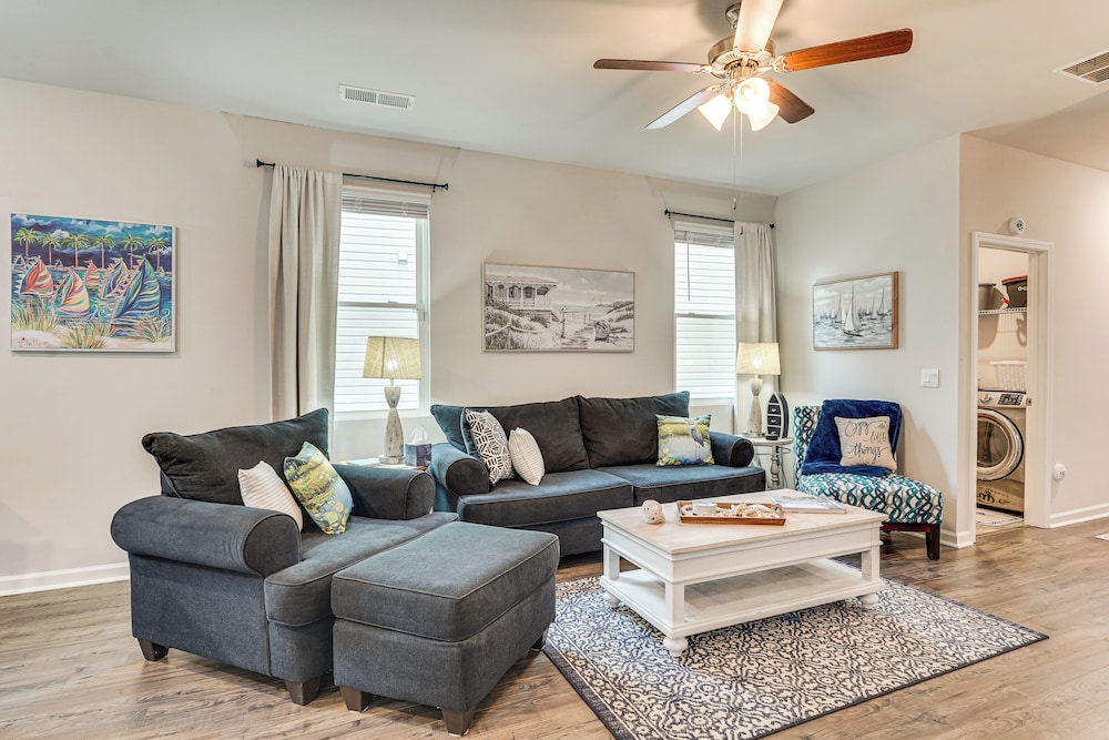 7 Mi to Dtwn Augusta! Modern Family Home