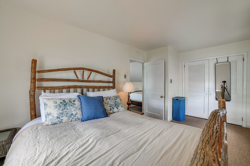 The Perch: Lakefront Cooperstown Apt
