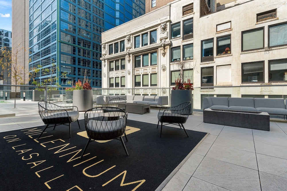 Two Units Seamless Stay Downtown Convenience