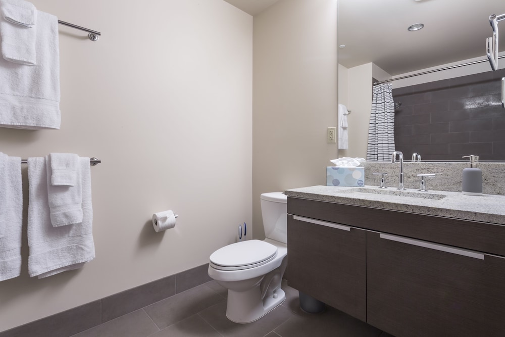 Domicile Suites at Mark on 8th