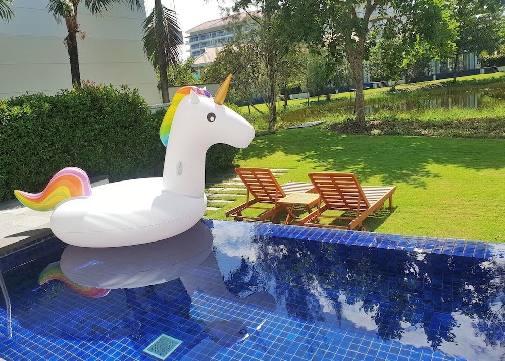 Ocean Luxury Villas Danang