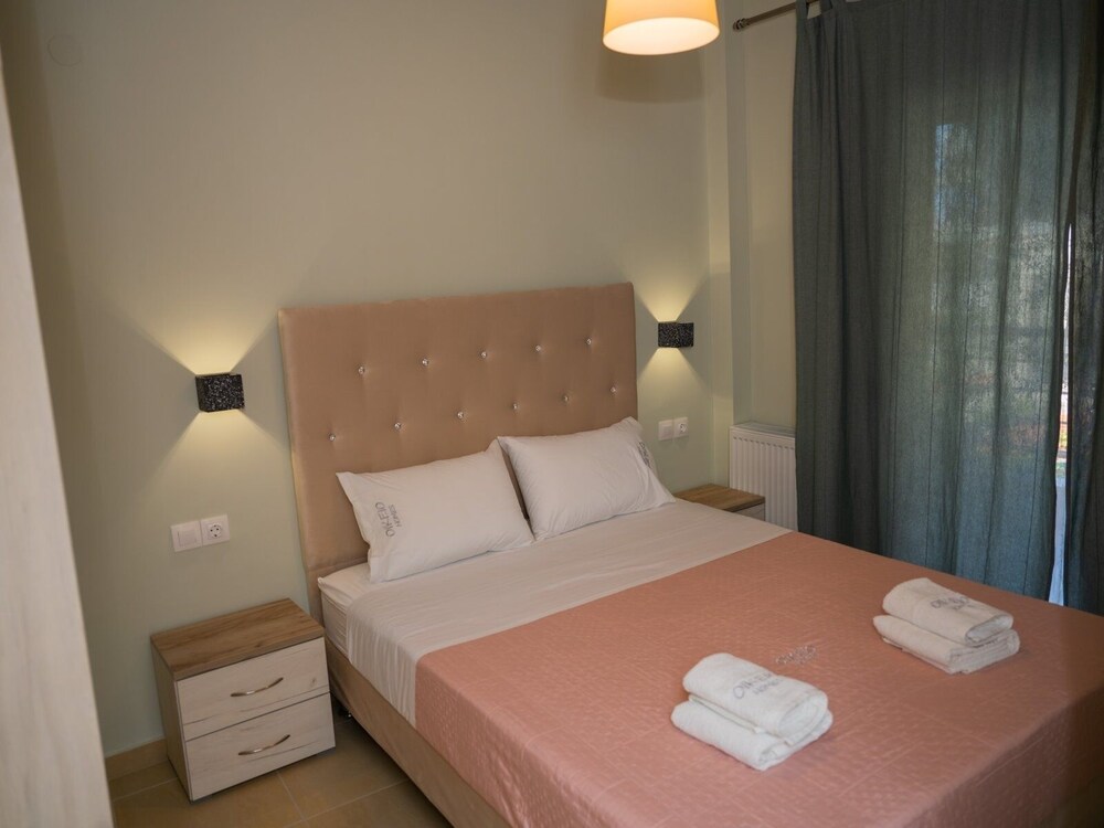 Zoe Seaview Apartment by Rentalspro
