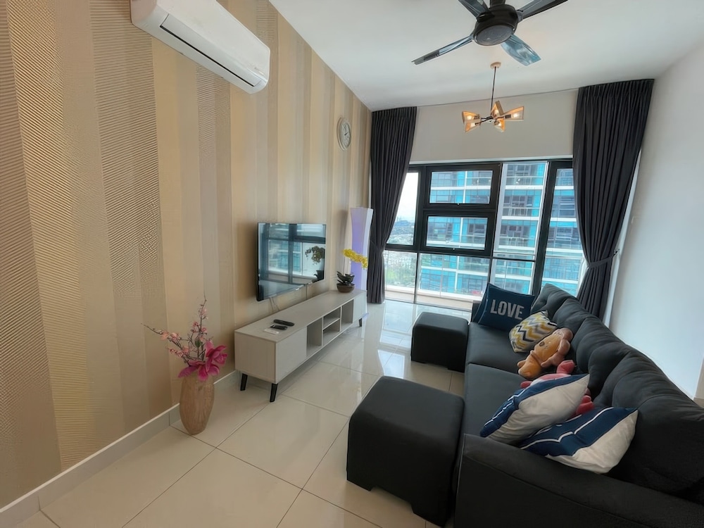 Ciao Pacific 63 Residence Apartments