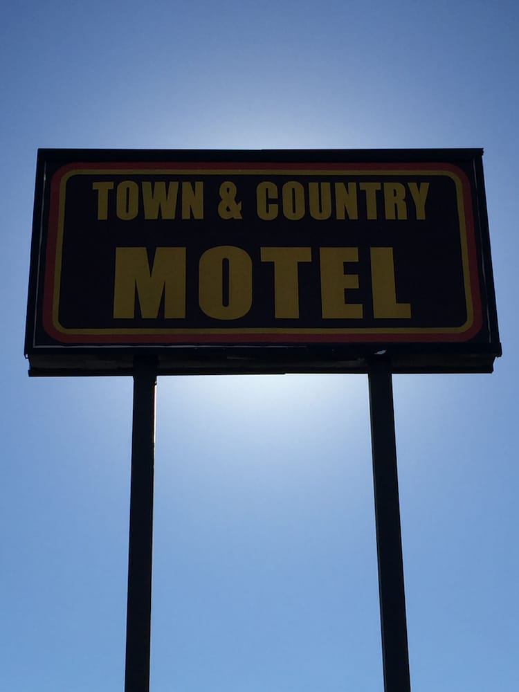 Town and Country Motel