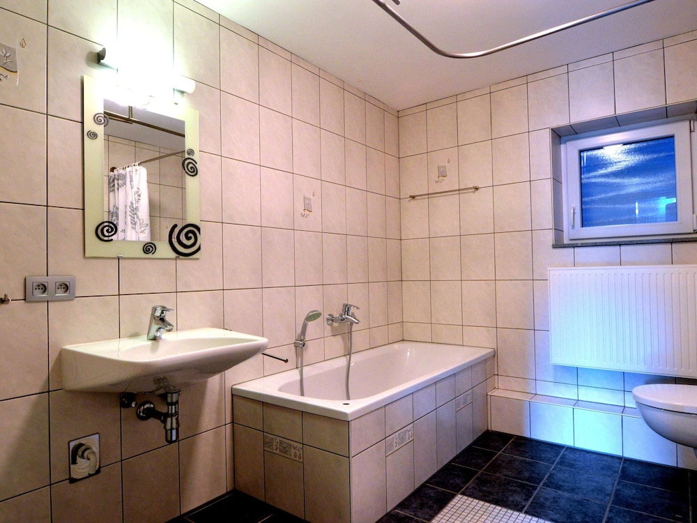 Comfy Holiday Home in Burg Reuland With Sauna, Terrace, BBQ
