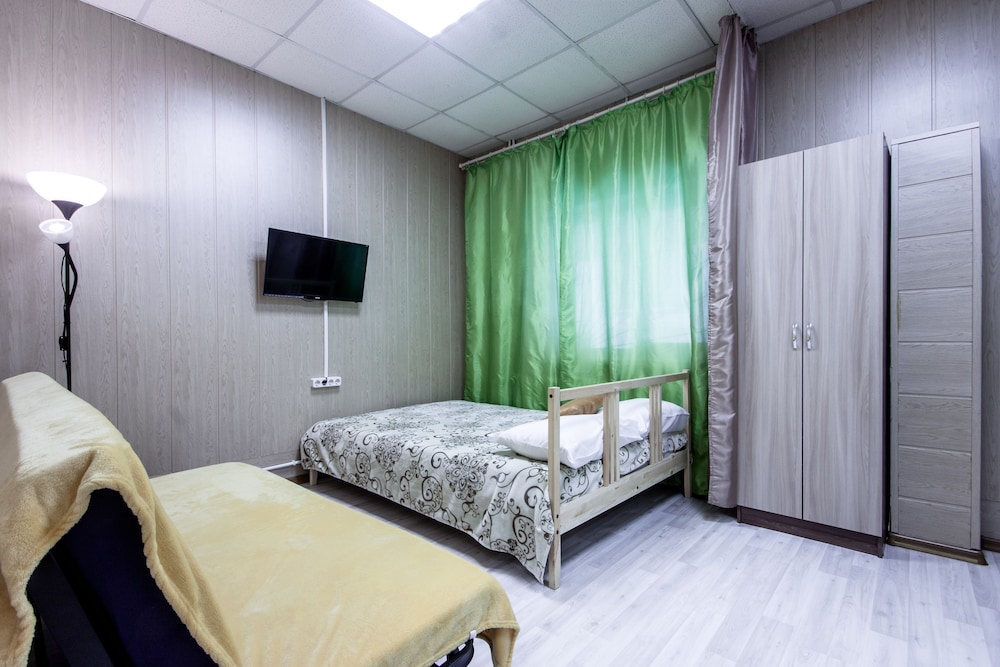 Studio apartment on Chapygina