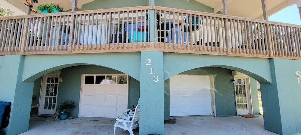 Bay View Great Deck Pool 2 Levels & 3 Bedr 3 Bedroom Condo
