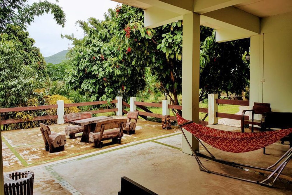 Balcony & Terrace