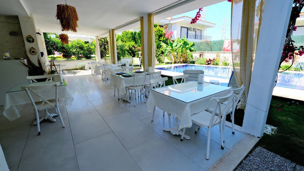 Lavinia Garden Alaçatı - Image 75
