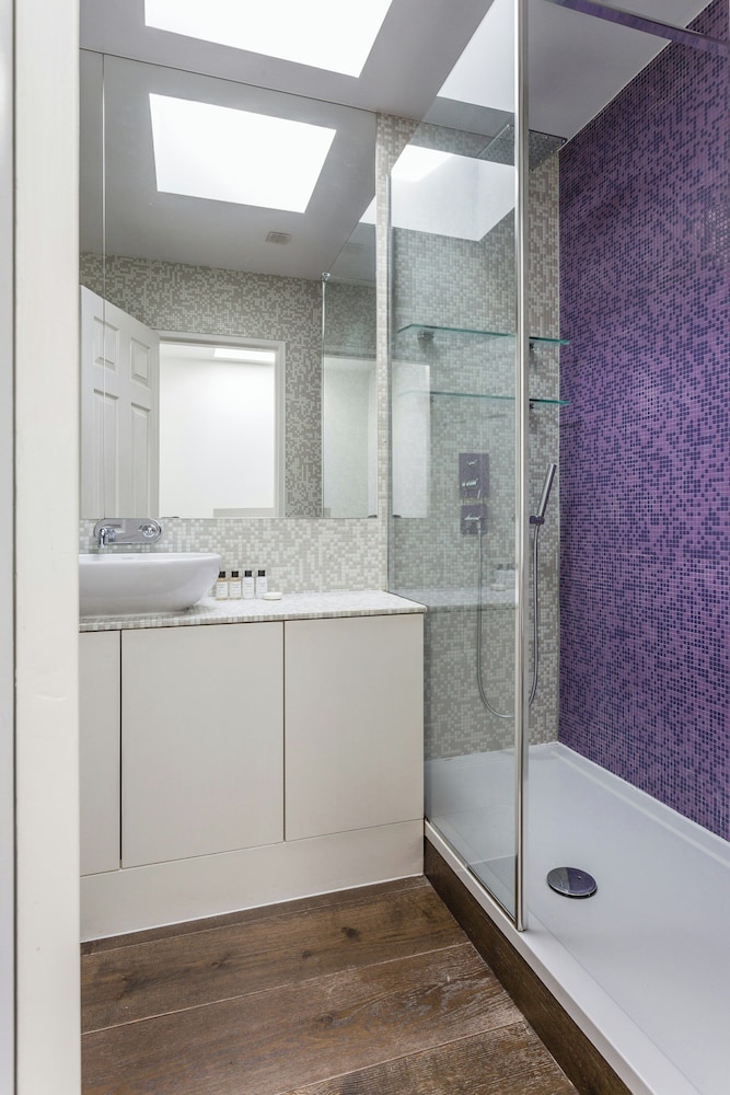 Rutland Mews South by Onefinestay