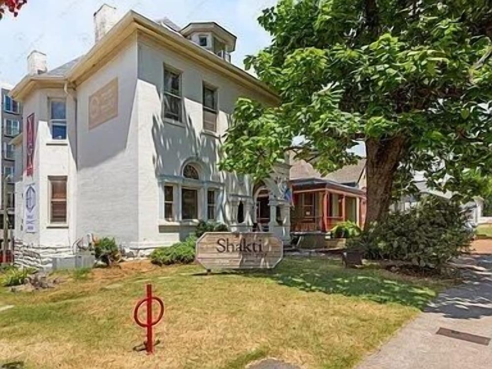 Harmony Hideaway - Mins to Broadway - In Music Row