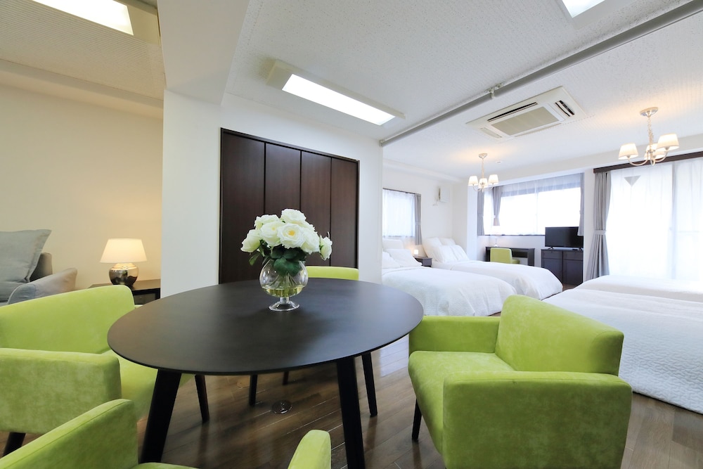 Osaka Namba Rakuraku Hotel