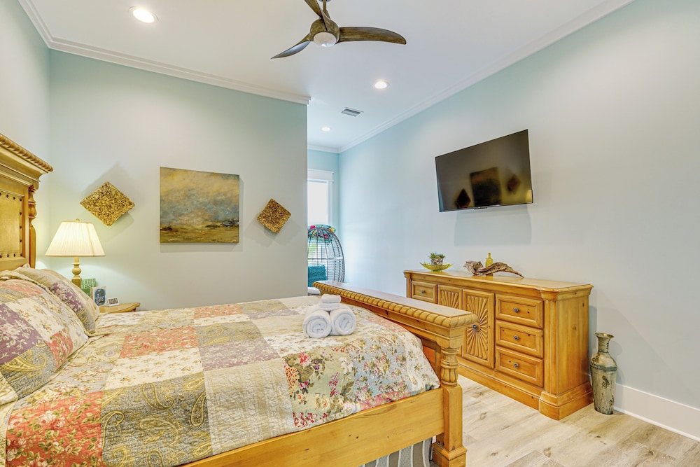 Walk to Beach Access: South Cape San Blas Hideaway