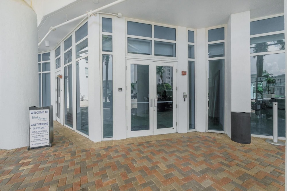 Miami Beachfront Oceanview Condo