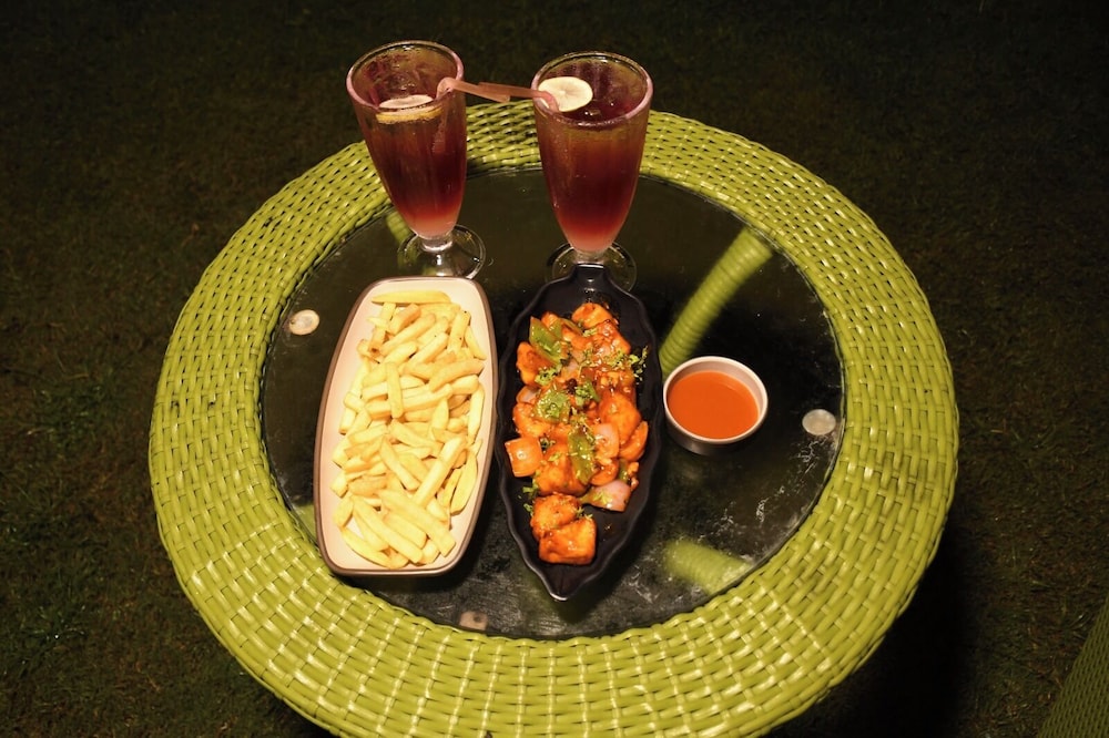 PRAKARAM RESORT AND CAFE
